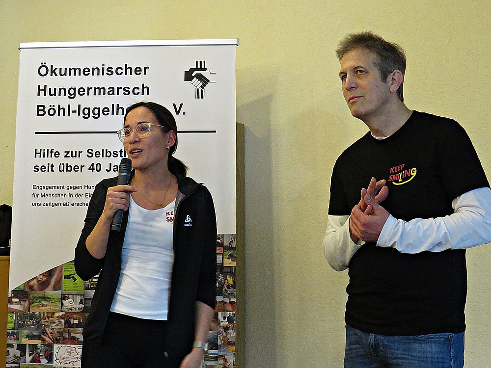 Vorsitzende Keep Smiling Geldübergabe Projekt 2024