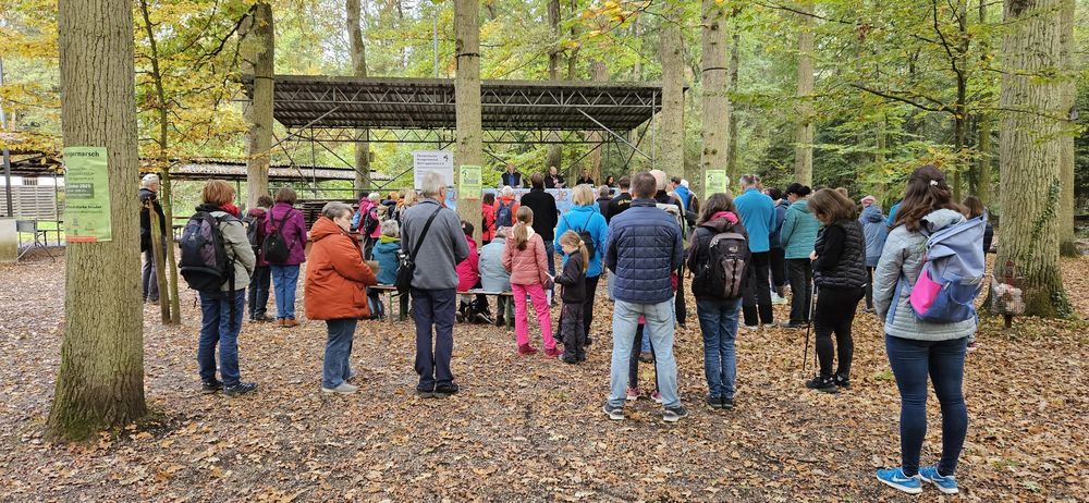 Hungermarschtag 2025 - Michael Kopf (kath. Pfarrgemeinderats) und Diakon Paul Nowicki bei der Andacht